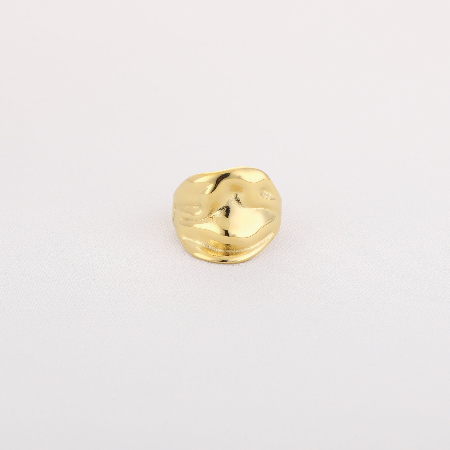 Asymetric ring