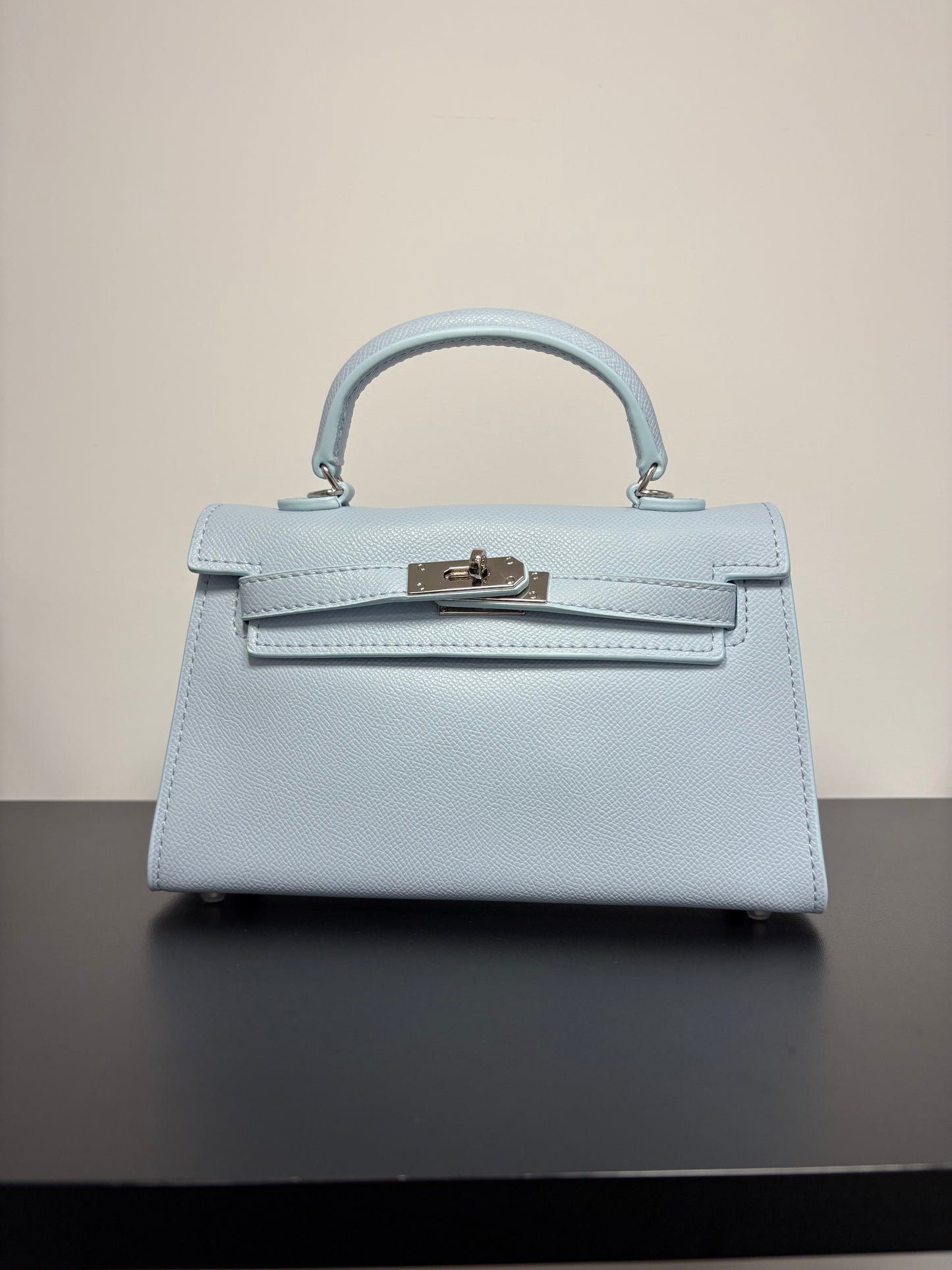 Habiba Bag Baby Blue silver details