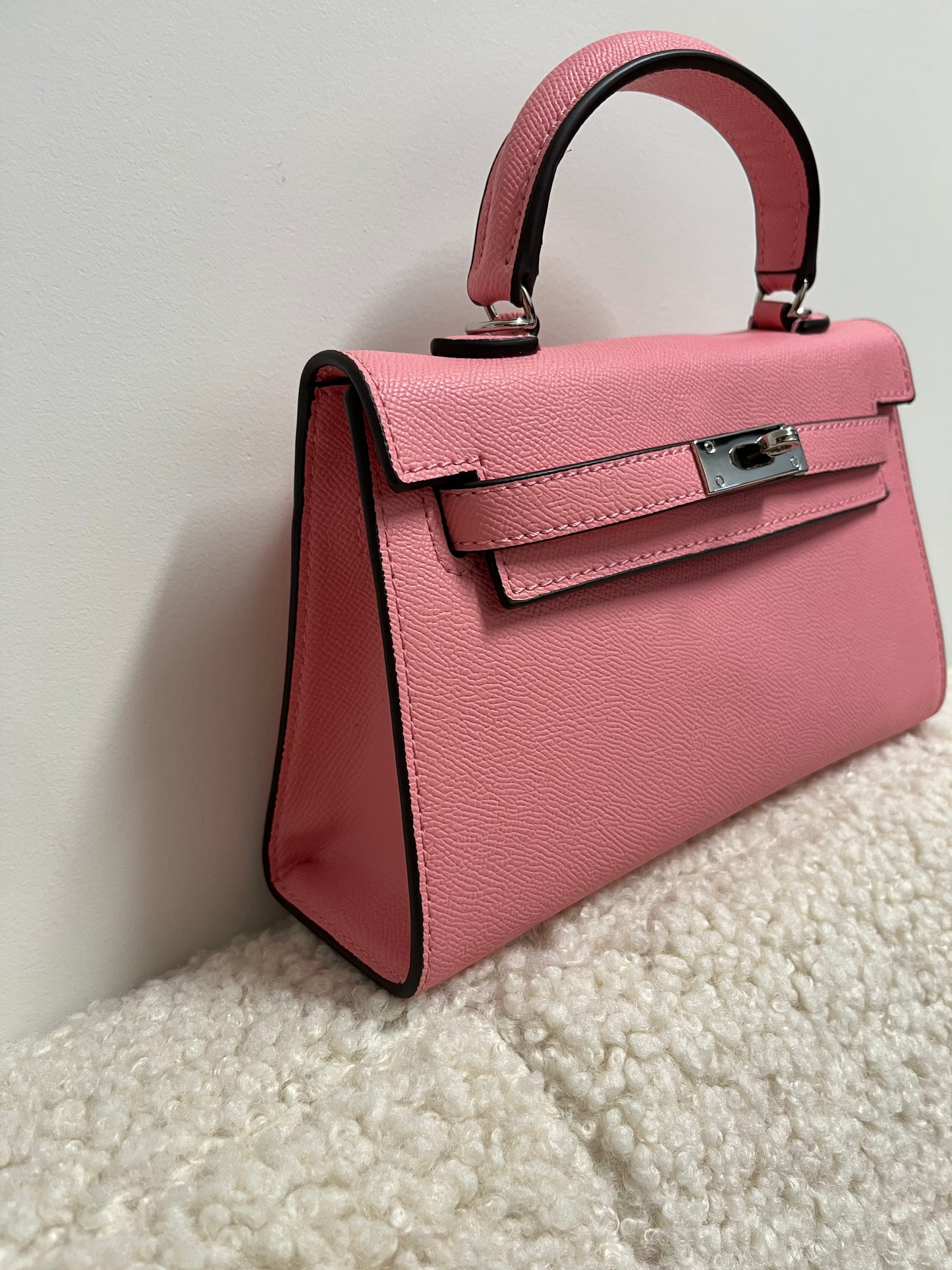 Habiba Bag Pink silver details