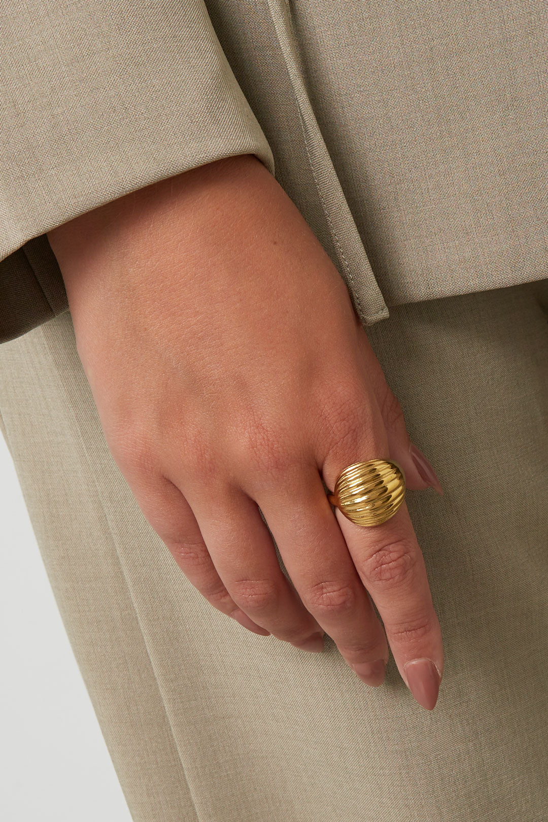 Daily statement ring