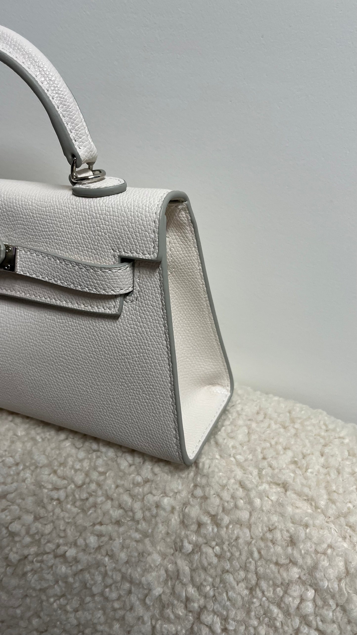 Habiba Bag white silver details