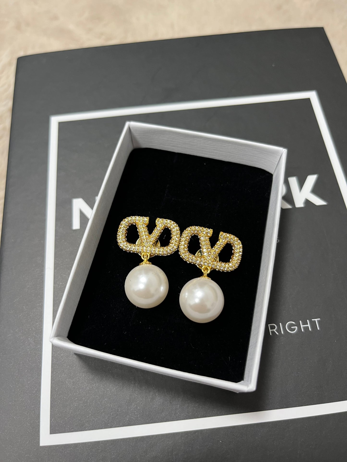 Valentina pearl earrings
